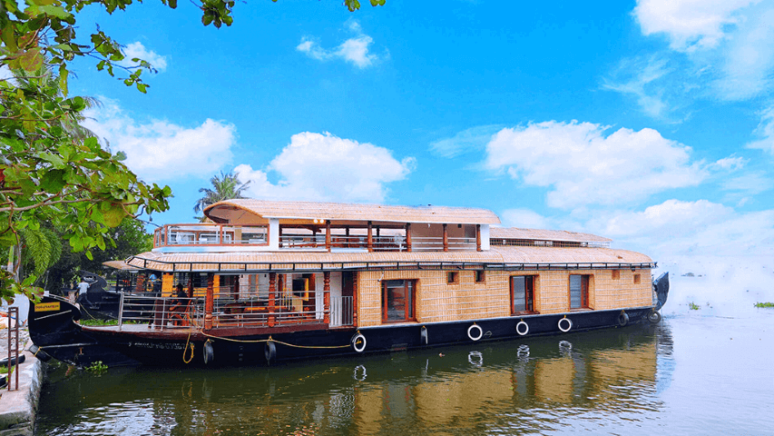 Alleppey Boat House in Alappuzha