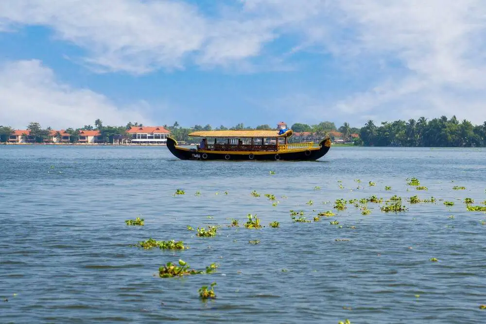 Shikara Alleppey