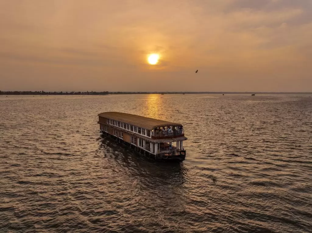 Alappuzha-Houseboat-Low-Price-List
