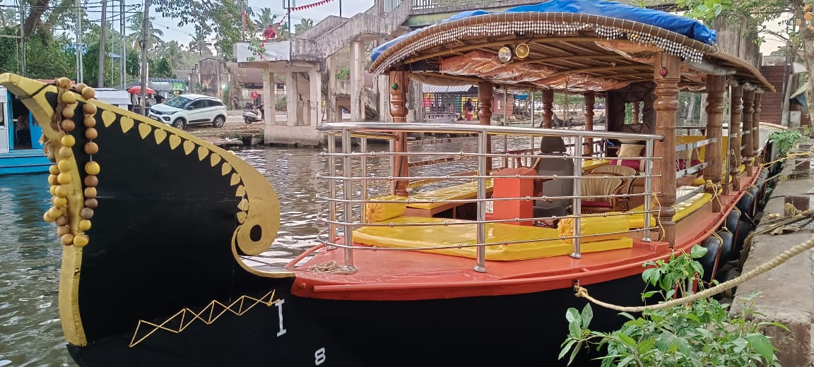 Alleppey Shikara Boat Price