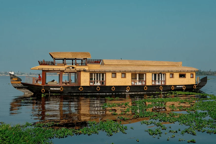 3 bedroom boat house alappuzha