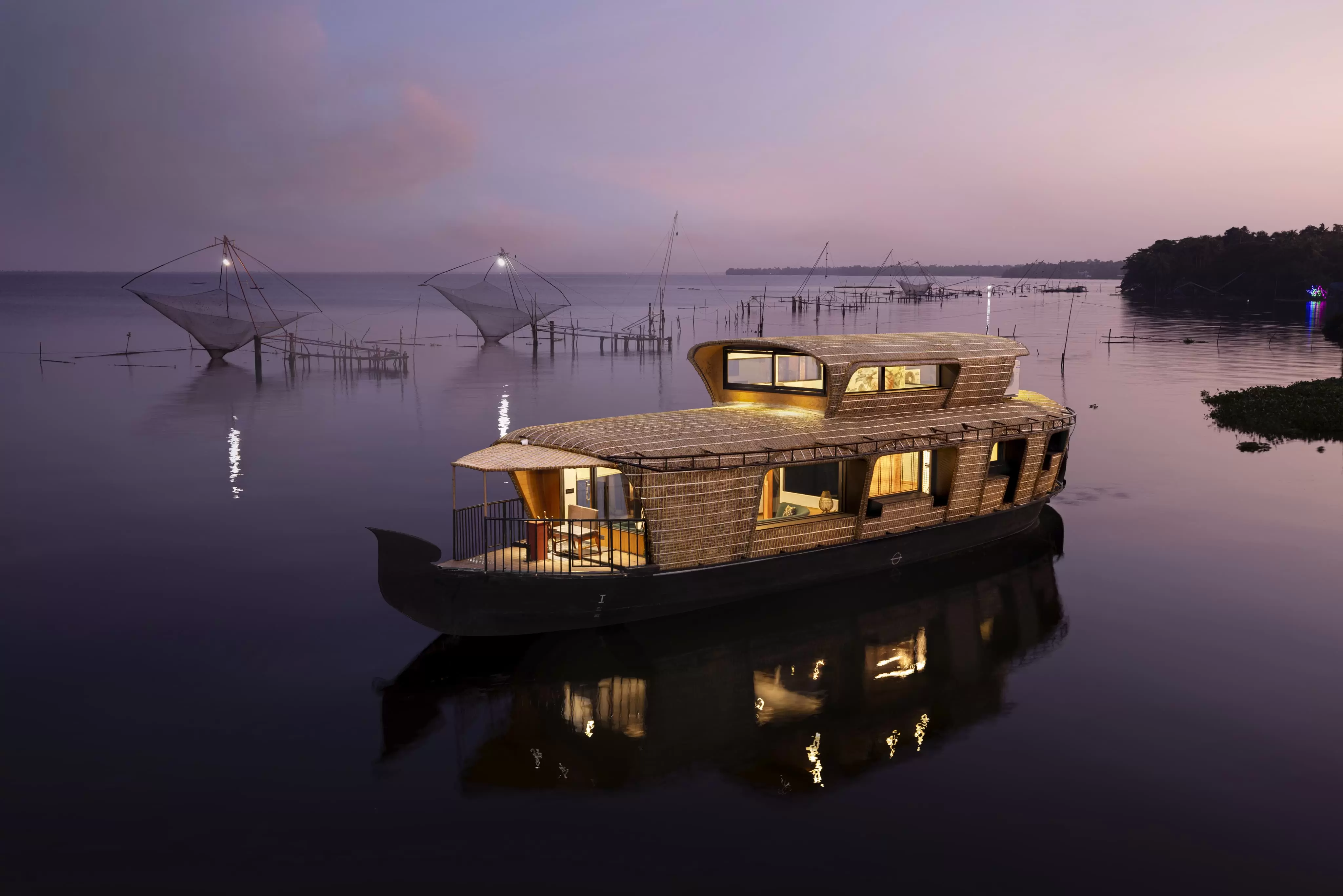 1 bedroom houseboats ultra luxury