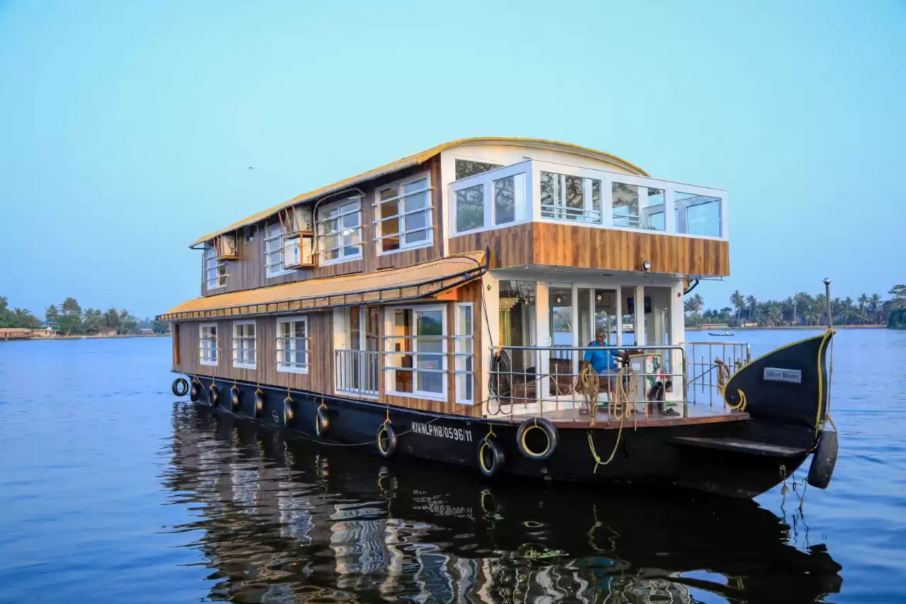 5 Bedroom Houseboat in Alappuzha